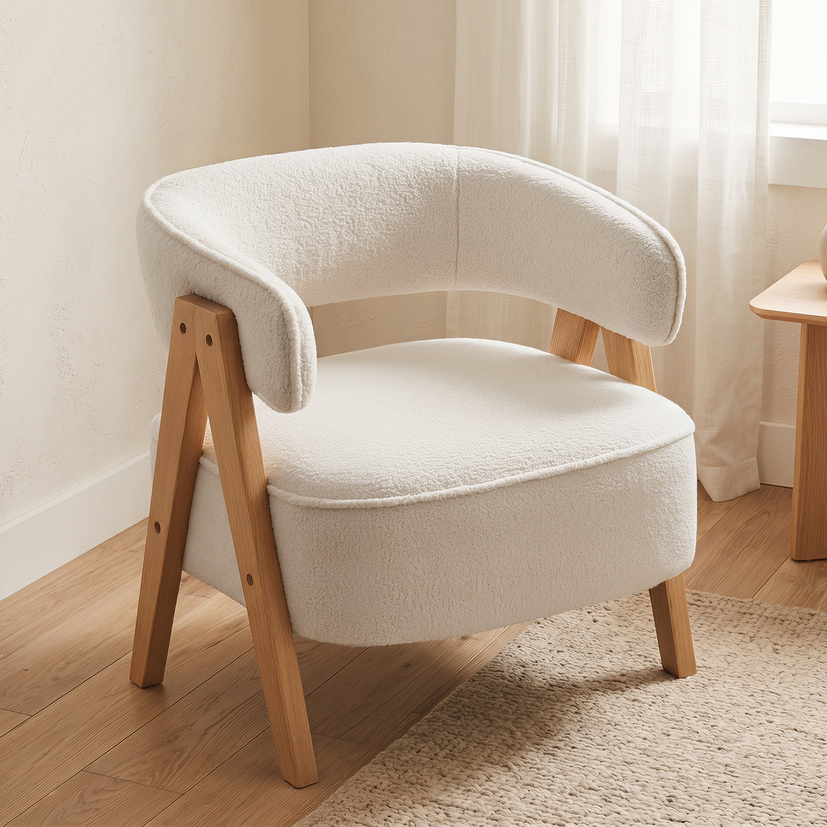 Fauteuil en tissu bouclette, pieds bois en V — blanc — vue 2